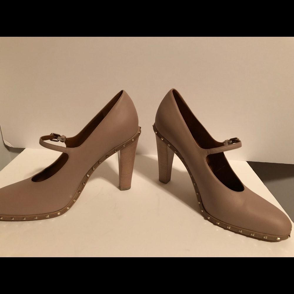 Valentino 40